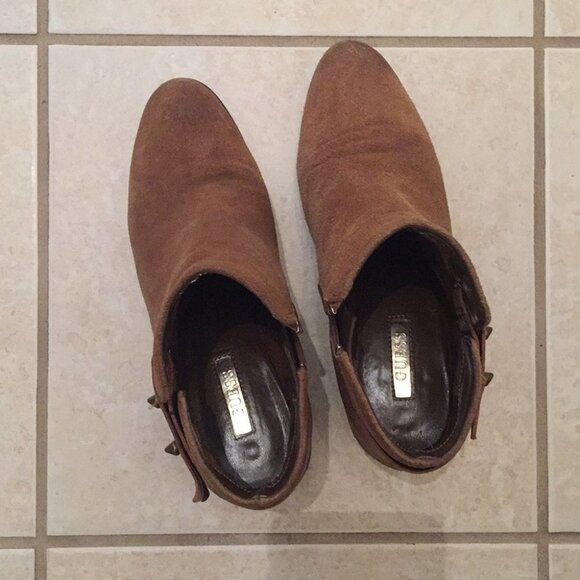 GUESS Verity Chunky Heel Booties Beige boots 6.5 - Picture 4 of 4